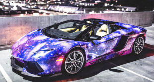 Autocolant Auto